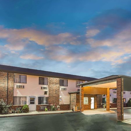 Super 8 By Wyndham Bourbonnais/Kankakee Area Esterno foto